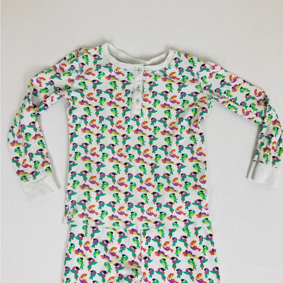 Roller Rabbit white, tropical bird print two piece pajamas set Pima cotton. 6. - Picture 2 of 7